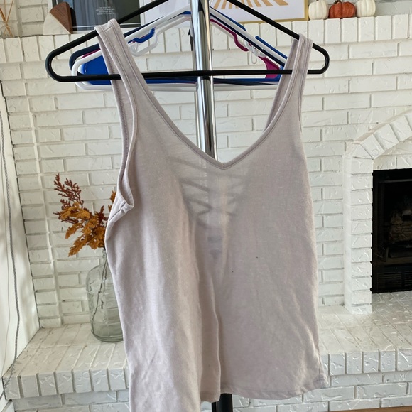 Victoria’s Secret workout tank - Picture 2 of 2